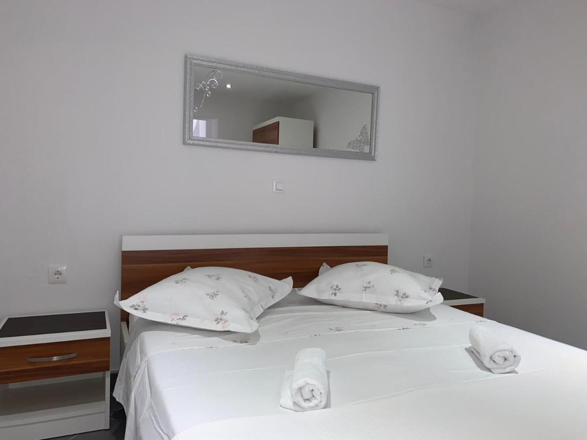 Ferienwohnung Niko Baška Voda Exterior foto